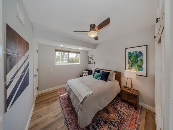 San Diego Beach Communities North Home 1007418