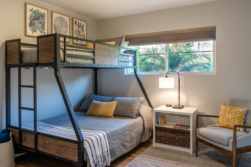 San Diego Beach Communities North Home 1007418