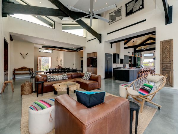 Eight Bedroom Luxury Estate