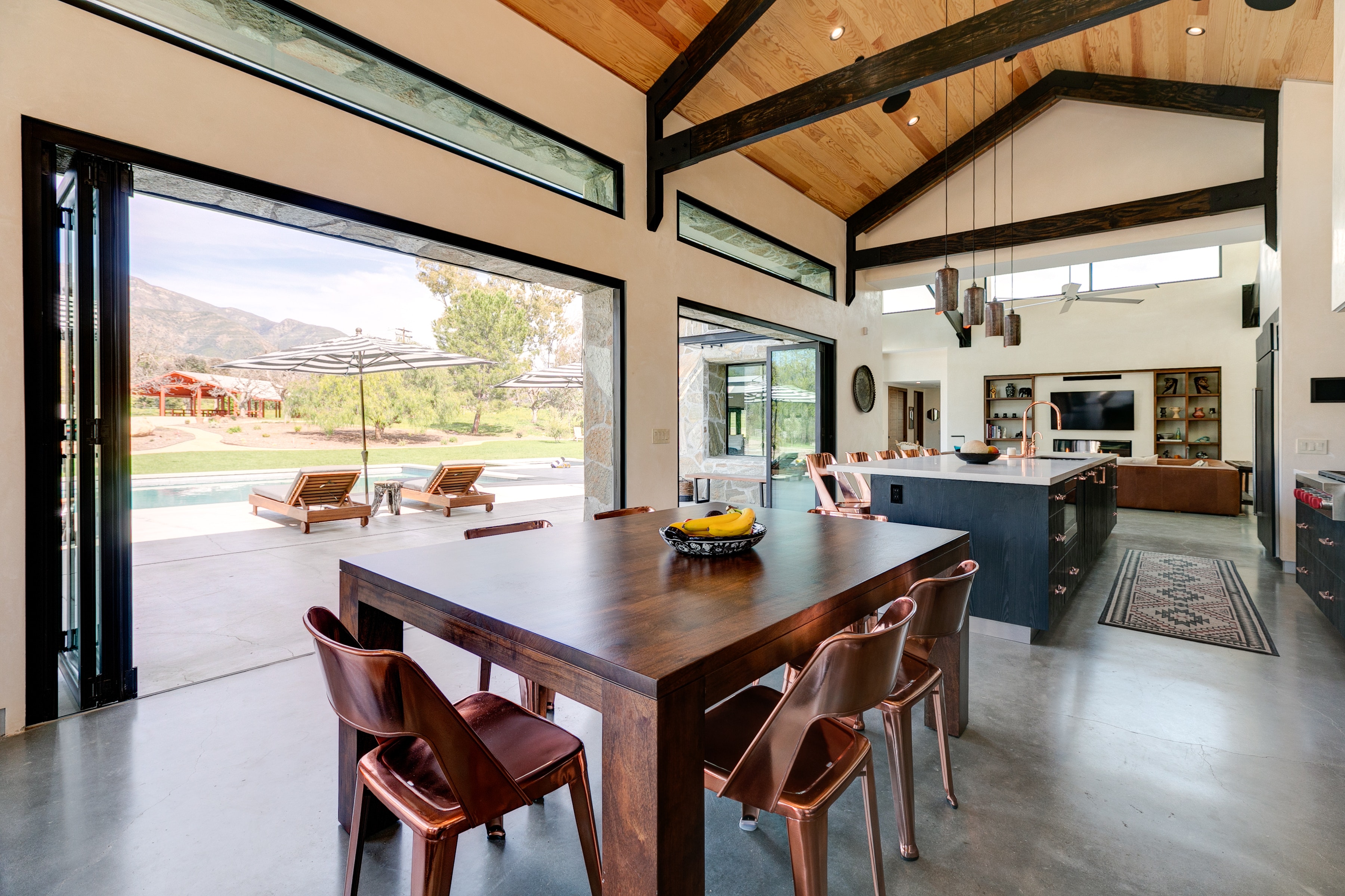 Eight Bedroom Luxury Estate