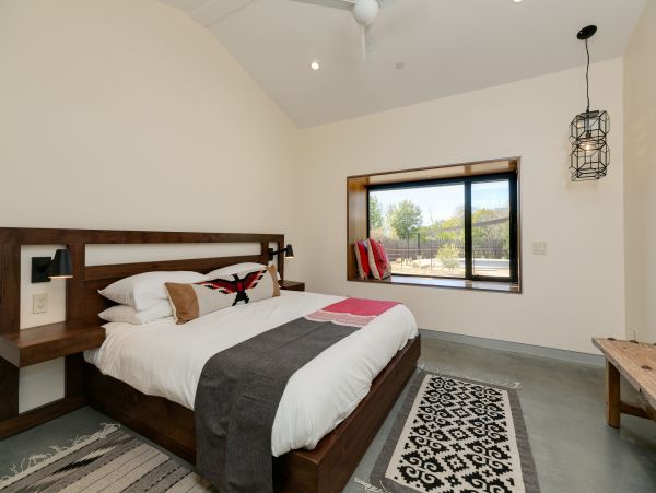 Eight Bedroom Luxury Estate