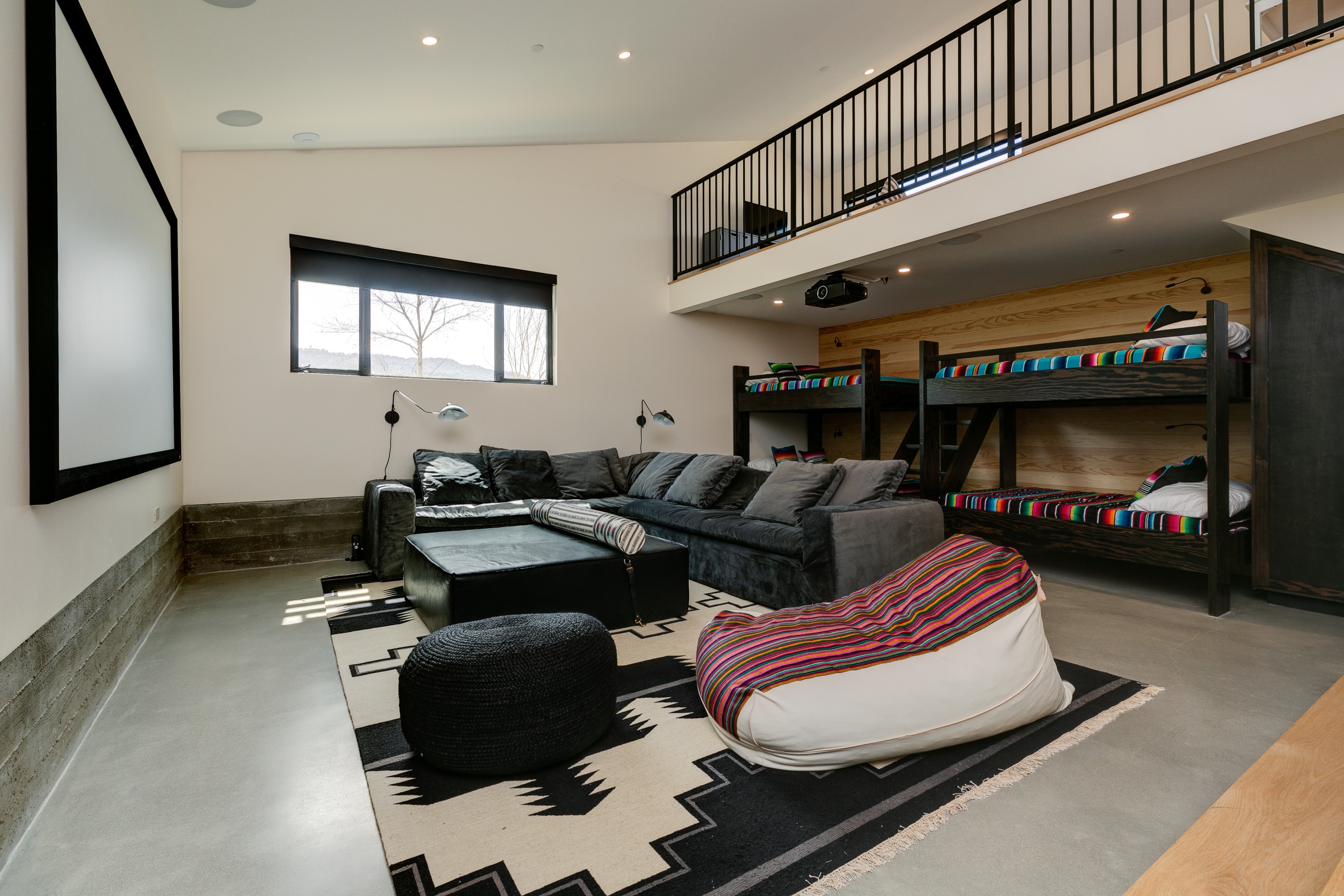 Eight Bedroom Luxury Estate