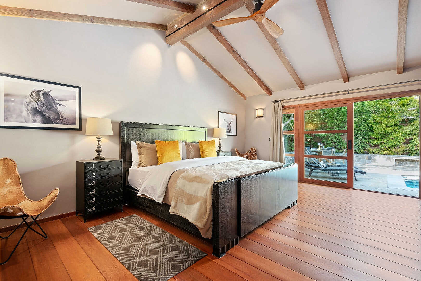 Montecito Lovely 4 Bedroom Vacation Home with Pool