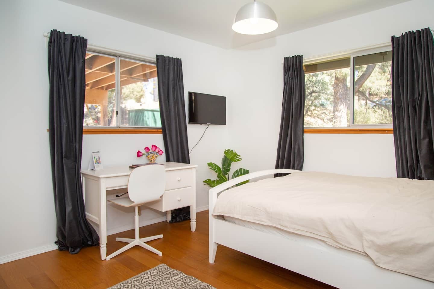 Santa Barbara County Home 1007426