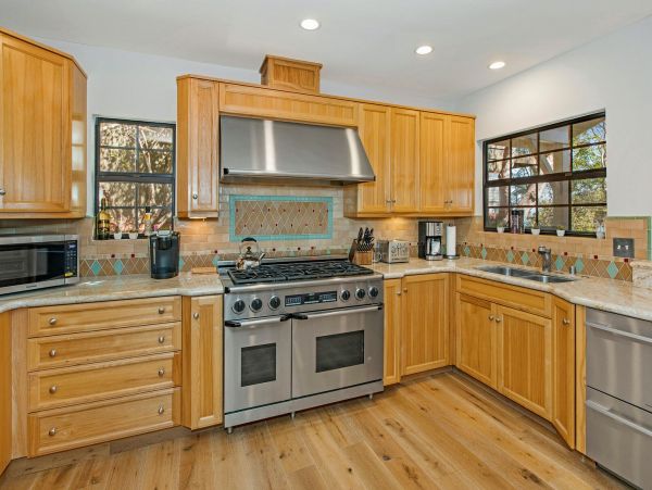 Santa Barbara County Home 1007427