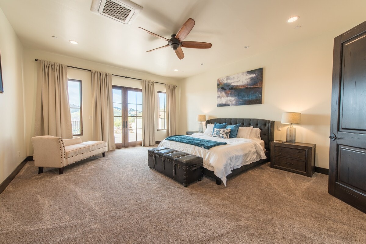 Santa Barbara County Home 1007431