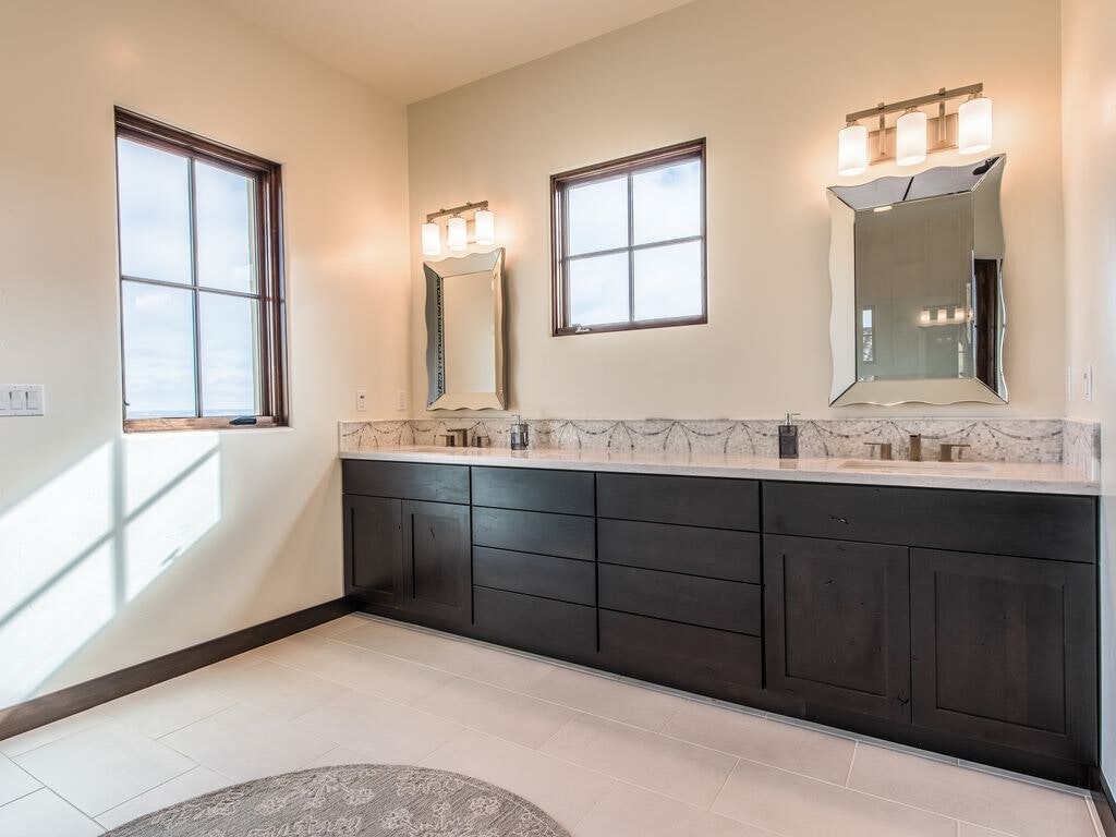 Santa Barbara County Home 1007431