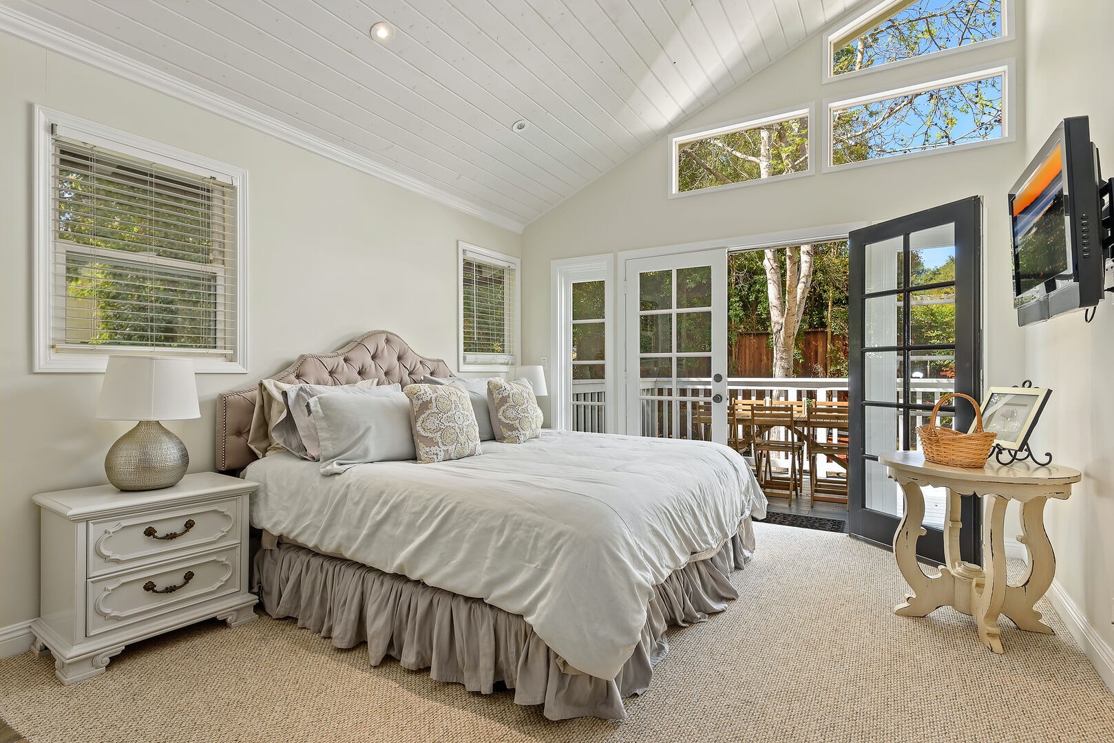 Santa Barbara County Home 1007437