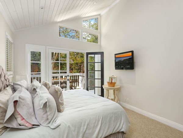 Santa Barbara County Home 1007437