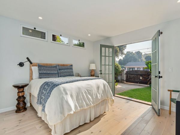Santa Barbara County Home 1007439