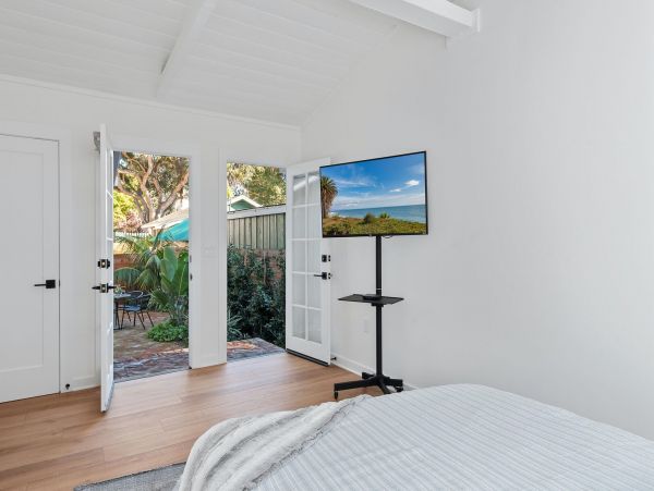 Santa Barbara County Home 1007440