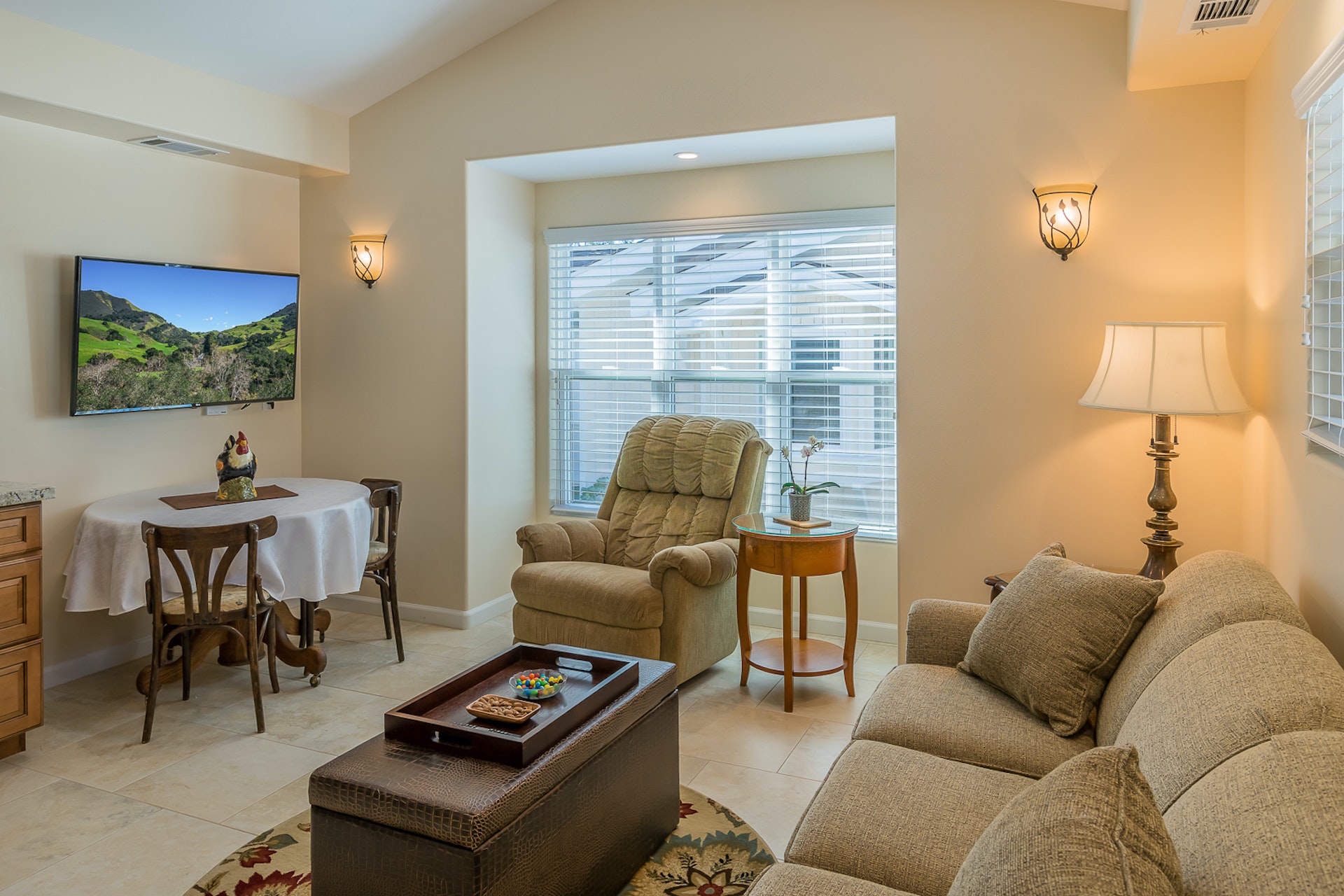 Santa Barbara County Home 1007441