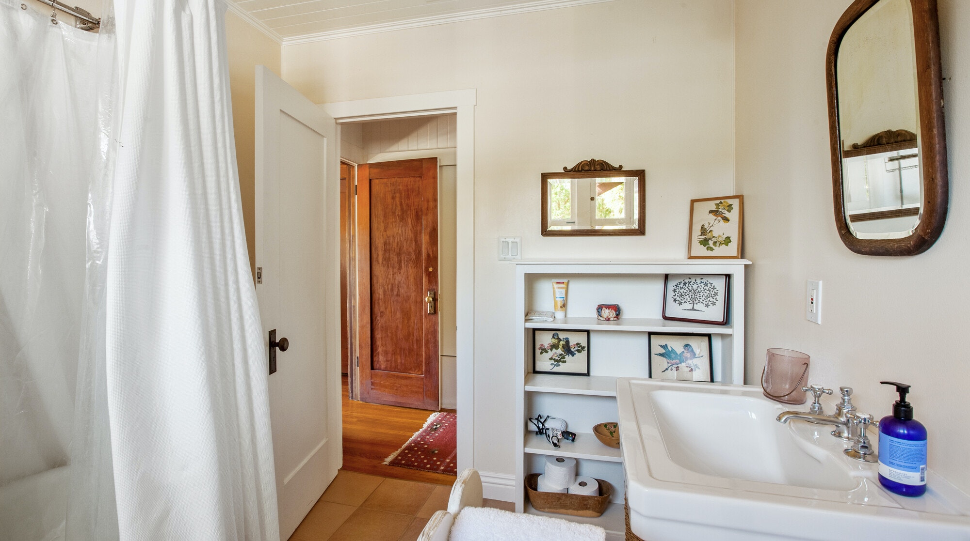 Santa Barbara County Home 1007442