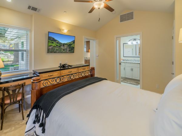 Santa Barbara County Home 1007444