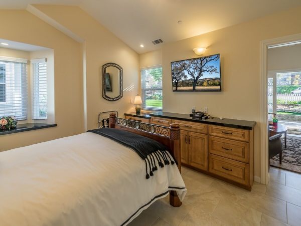 Santa Barbara County Home 1007444