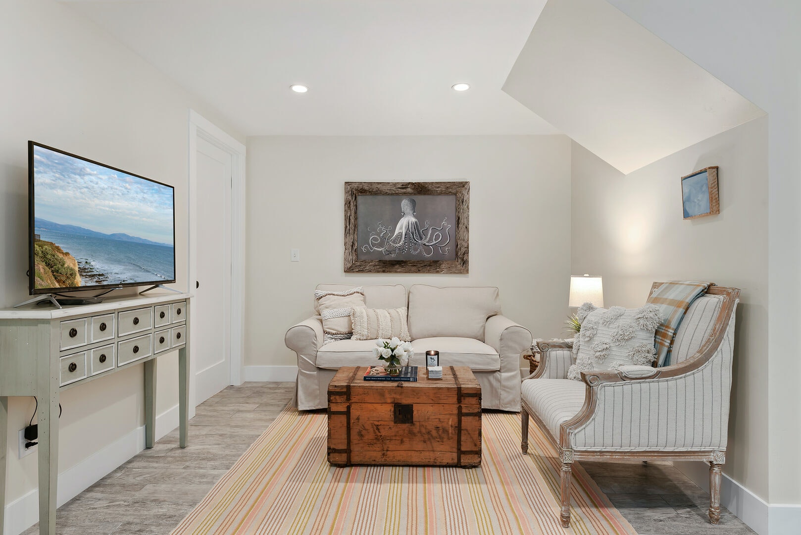 Santa Barbara County Home 1007445