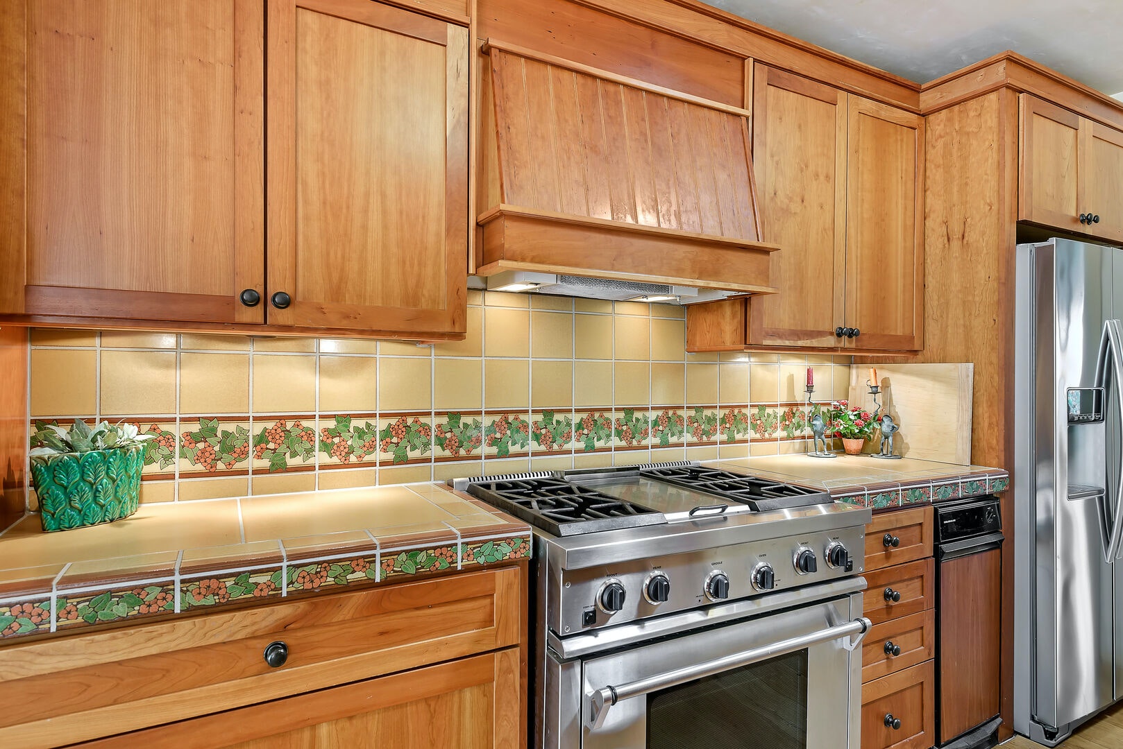 Santa Barbara County Home 1007446