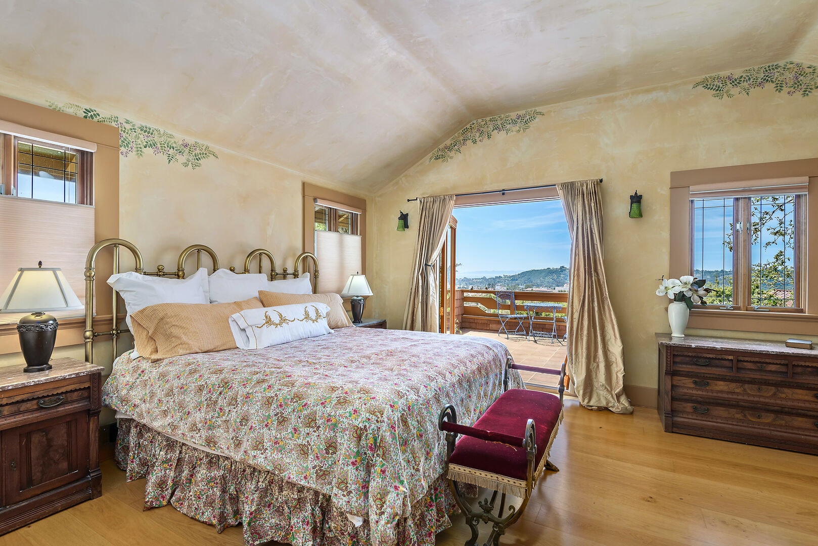 Santa Barbara County Home 1007446