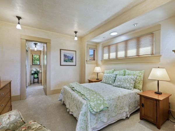 Santa Barbara County Home 1007446