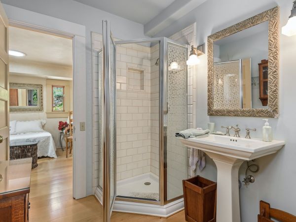 Santa Barbara County Home 1007446