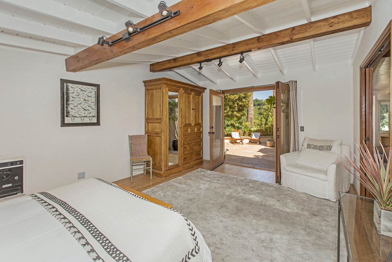 Santa Barbara County Home 1007447