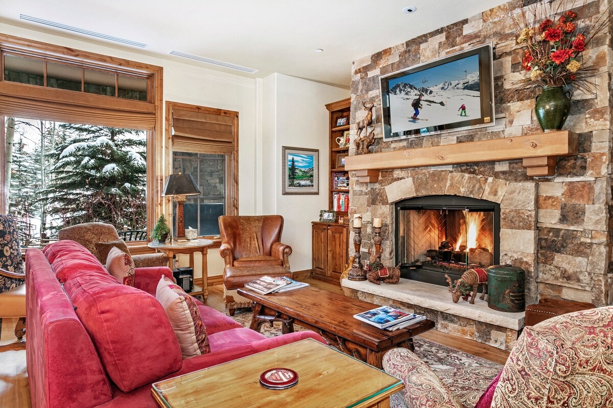 Vail Lionshead Home 1007451