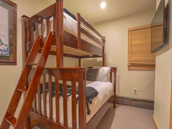 Vail Lionshead Condo 1007459