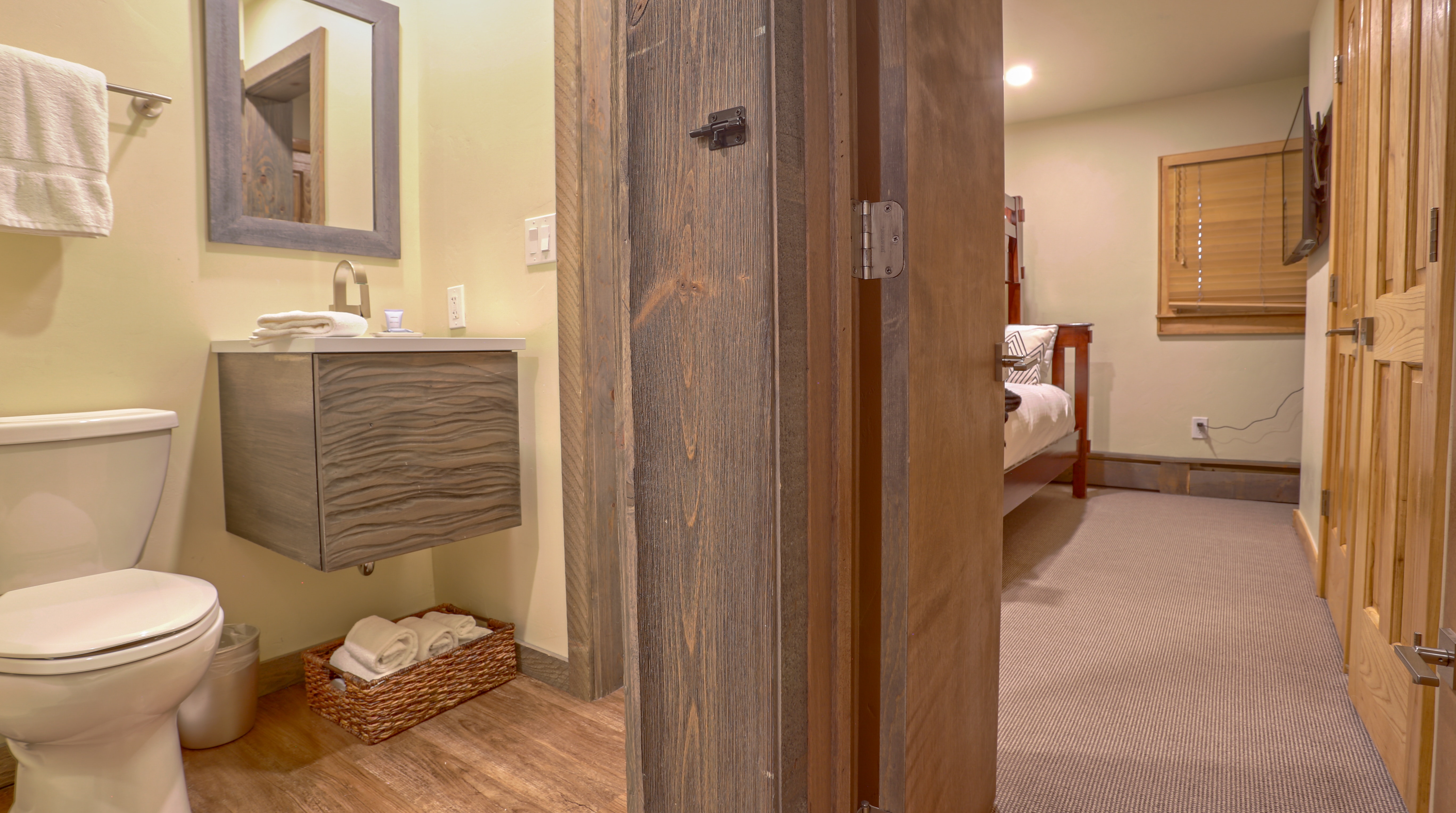Vail Lionshead Condo 1007459