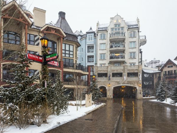Vail 3 Bedroom Vacation Rental Ski In/ Ski Out