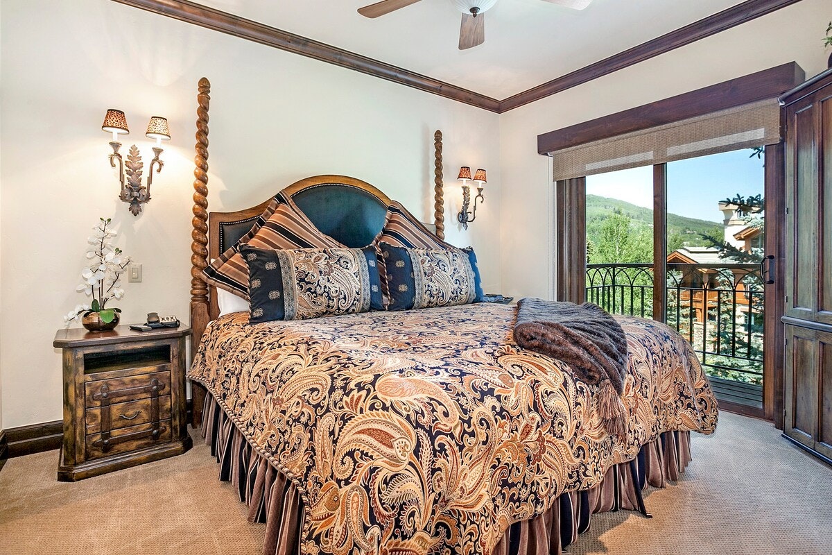 Beaver Creek Bachelor Gulch Home 1007471
