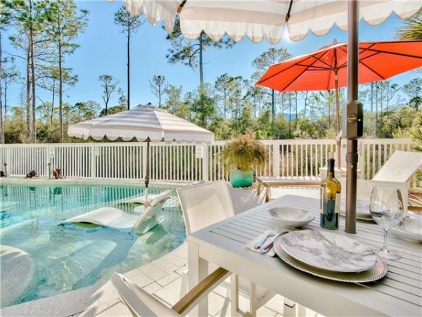 Beautiful & Spacious 5 Bedroom Pool Home in Seagrove Beach
