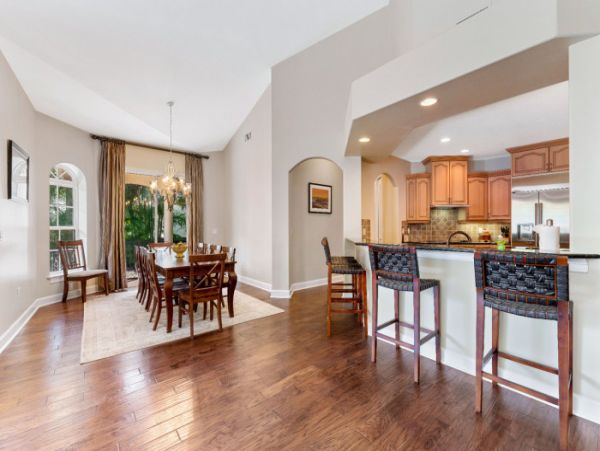 Sarasota Vacation Rental - Walk to Beach - 4 Bedrooms