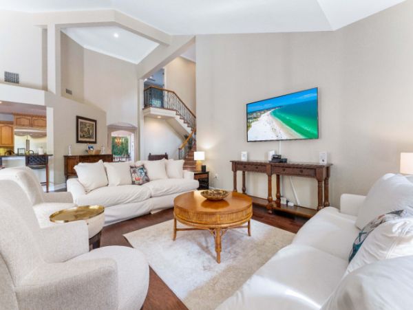 Sarasota Vacation Rental - Walk to Beach - 4 Bedrooms