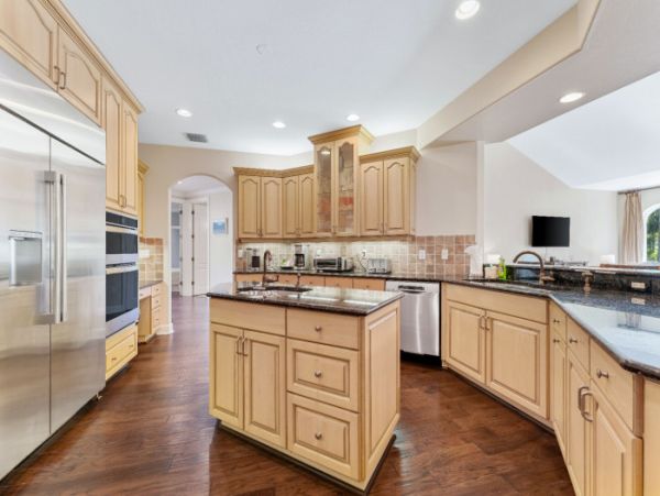 Sarasota Vacation Rental - Walk to Beach - 4 Bedrooms