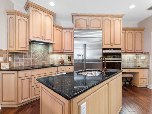 Sarasota Vacation Rental - Walk to Beach - 4 Bedrooms