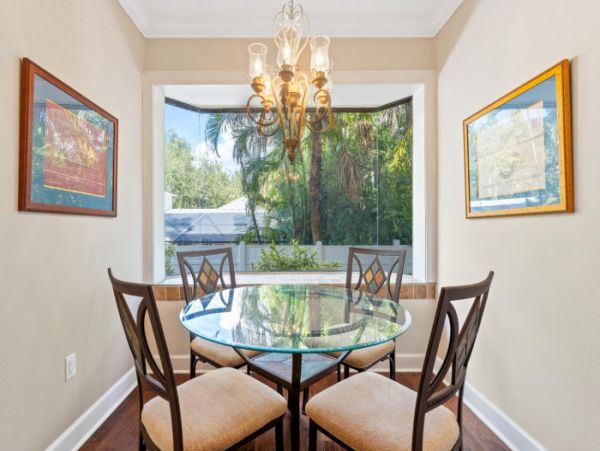 Sarasota Vacation Rental - Walk to Beach - 4 Bedrooms