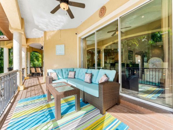 Sarasota Vacation Rental - Walk to Beach - 4 Bedrooms