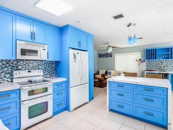 Water Views Marathon Vacation Home Three Bedrooms Sleeps 6