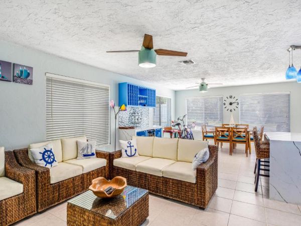Water Views Marathon Vacation Home Three Bedrooms Sleeps 6
