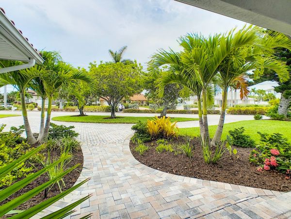 Canal Front Four Bedroom Vacation Home in Holmes Beach