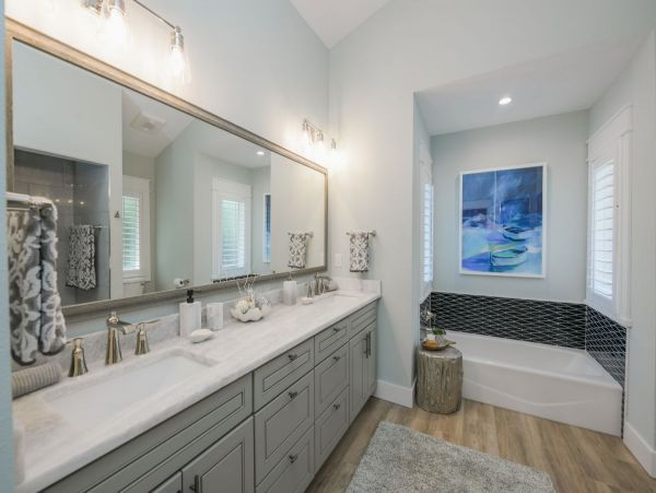 Canal Front Four Bedroom Vacation Home in Holmes Beach