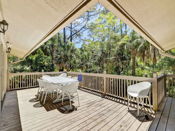 Gorgeous Vacation Pool Home in Sea Pines - Walk to Beach