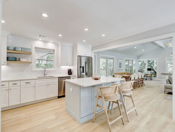 Gorgeous Vacation Pool Home in Sea Pines - Walk to Beach