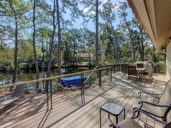 7-9 Min Walk to Beach Four Bedroom Pool Home in Hilton Head