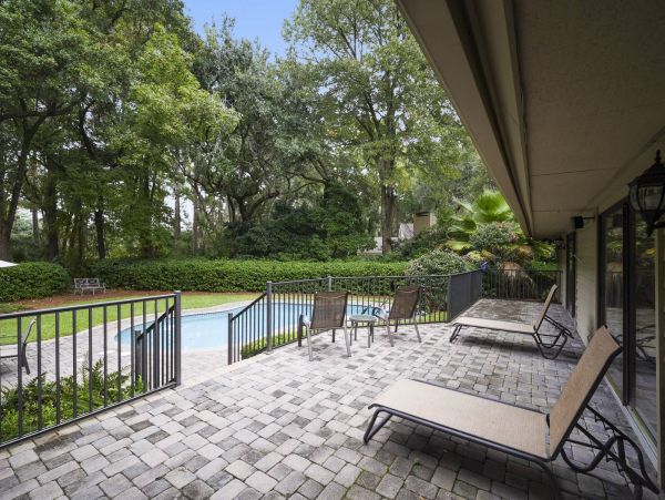 Walk to Beach Vacation Home With Four Bedroom in Hilton Head