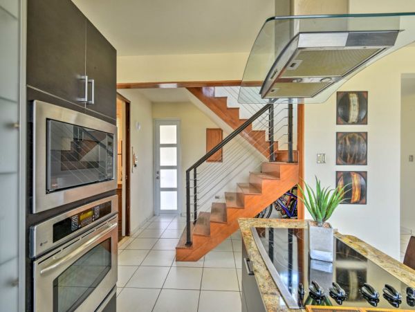 Walk to Beach Vega Baja Vacation Home Three Bedroom