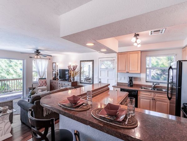 Two Bedroom Condo Directly on the Beach