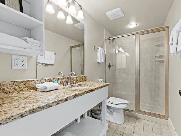 On Beach Panama City Vacation Home Seven Bedrooms Sleeps 20