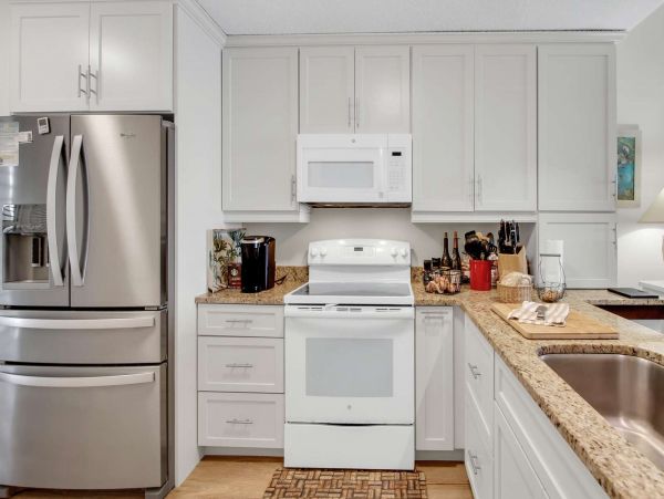 Bay View Vacation Condo in Longboat Key 2 Bedrooms Sleeps 4