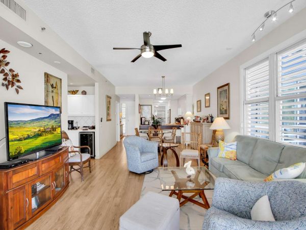 Bay View Vacation Condo in Longboat Key 2 Bedrooms Sleeps 4